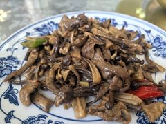 -天天向上素食餐厅(五台山店)