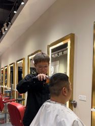 -P.R.O.salon 发哲