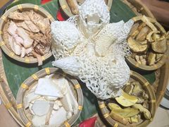 -菌彩云南野生菌火锅(万达广场店)