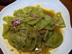 -魏铭鱼头捞饭(晋阳路店)