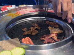-哈哈碳都·牛肋条无限自助烤肉(台江万达店)