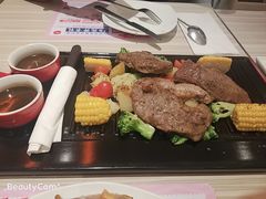 -必胜客(东大桥店)