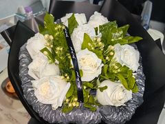 -亭亭鲜花店(中山北路店)