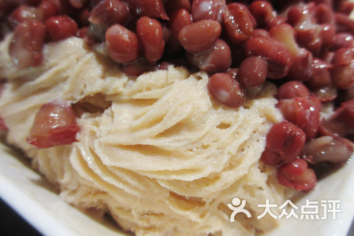 蜜豆焦糖奶茶绵绵冰