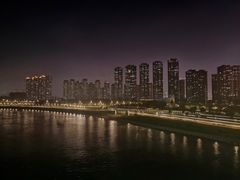 -南京眼步行桥