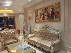 -维也纳智好酒店(深圳罗湖口岸国贸火车站店)