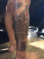 小腿-游刃刺青TATTOO纹身工作室
