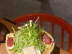 黑猪灼泉水时蔬-吃饭皇帝大(解放西路店)