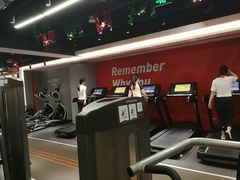 -乐刻运动健身精品馆(览秀城店)