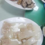 从我来到大连这个店就在了 店面不大