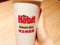畅饮杯中杯-The Habit Burger Grill 哈比特汉堡(复兴soho店)