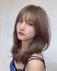 -BULB STUDIO 巴柏明星发型工作室