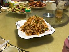 -乡府肉丁水饺(环山路店)