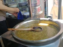 -何老二卤汁凉粉