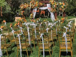 -花轿喜屋婚礼策划