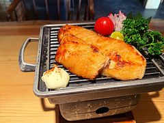 -萤初高端日料王(曲江银泰店)