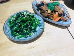 -玖鲜小笼(中山广场店)