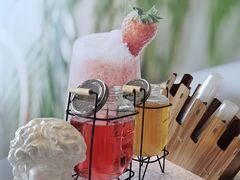 -贵州贵星奔驰4S店(观山湖店)