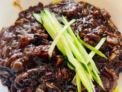 炸酱面-桃园中华料理炸酱面(燕儿岛路店)