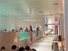 -涨巢·潮玩水疗局