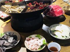 -白乐天毛肚火锅馆(南滨路店)