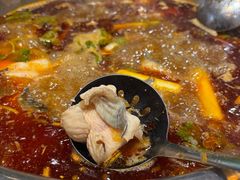 红汤锅-肖肖酸萝卜鱼火锅(总店)