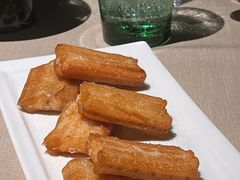 黄金脆带鱼-荣轩(新荣记环球金融中心店)