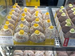 -85度C(生甜甜圈研究工坊·上海松江人民北路店)