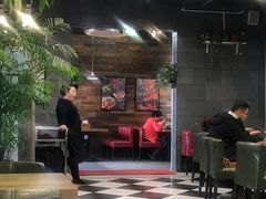 大堂-愉肴麻辣香锅(中山路店)