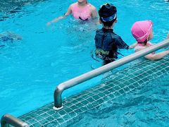 -艾悠宝亲子游泳·水育早教·婴幼儿游泳·儿童游泳