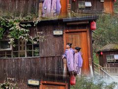 -天门沟九州驿站树上汤泉