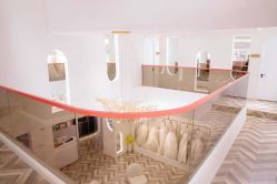 -艾朵婚纱
