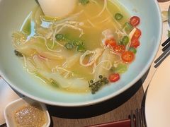 -港丽餐厅(来福士店)