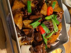 锅仔香焖小牛肉-弄堂里(雨花客厅店)