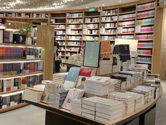 -覔书店(壹方城店)