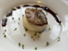 香煎鹅肝-茹丝葵经典牛排馆(上海外滩店)