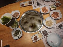 -唯成•韩国炭火烤肉 유성고기