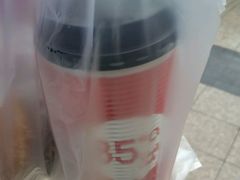-85度C(生甜甜圈研究工坊·上海局门店)