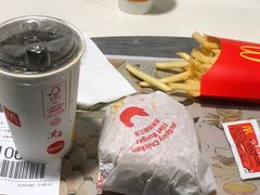 -麦当劳(中唱大厦店)