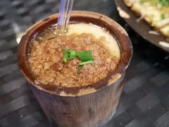 -何师烧烤·香辣蟹·川菜·30年老品牌(太古里旗舰店)