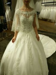 -南京宝娜嫁衣婚纱礼服馆(中央路店)