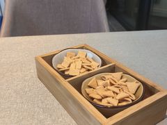 -有红鸡毛店·川菜(建设路店)