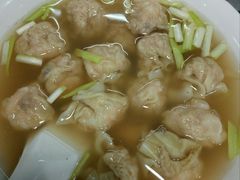 蟹籽鲜虾净云吞-兴兴旺·冬瓜盅·啫啫煲(西华路店)