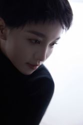 -乐派诗婚纱摄影