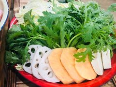 -东镇老火锅(长春路首店)