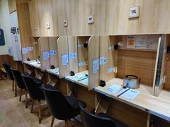 -独食火锅·半米屋台(直营总店)