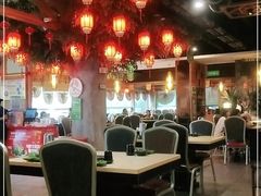 大堂-龙泉人椰子鸡.糟粕醋.海南菜(三亚旗舰店)