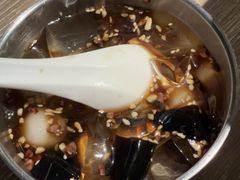 喜翻翻砂红糖冰粉-太二酸菜鱼(菱角湖万达店)