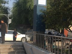 -梨园(地铁站)