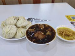 -陈寔包子王·卤煮小肠·京味小吃(龙潭店)